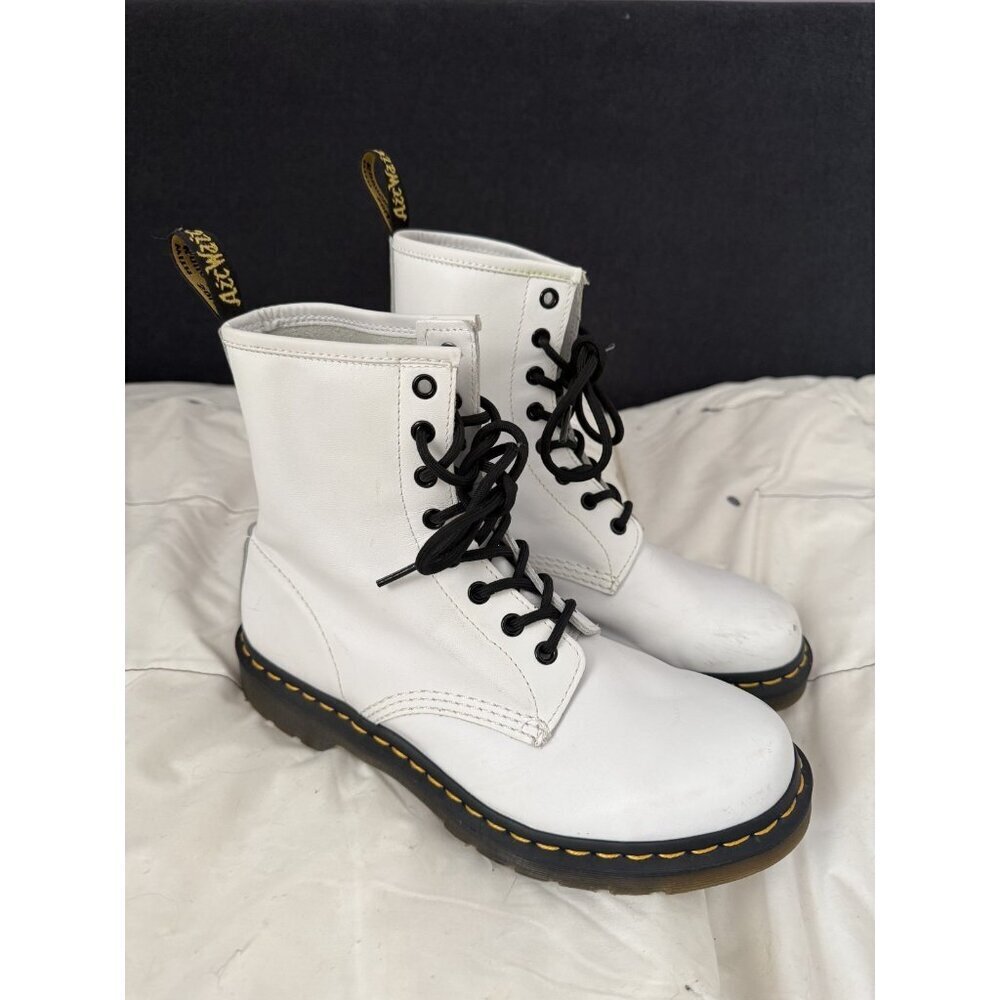 Dr. Martens Women's 1460 Patent Leather White Lace Up Moto Boots Grunge Retro 10 - Picture 3 of 10